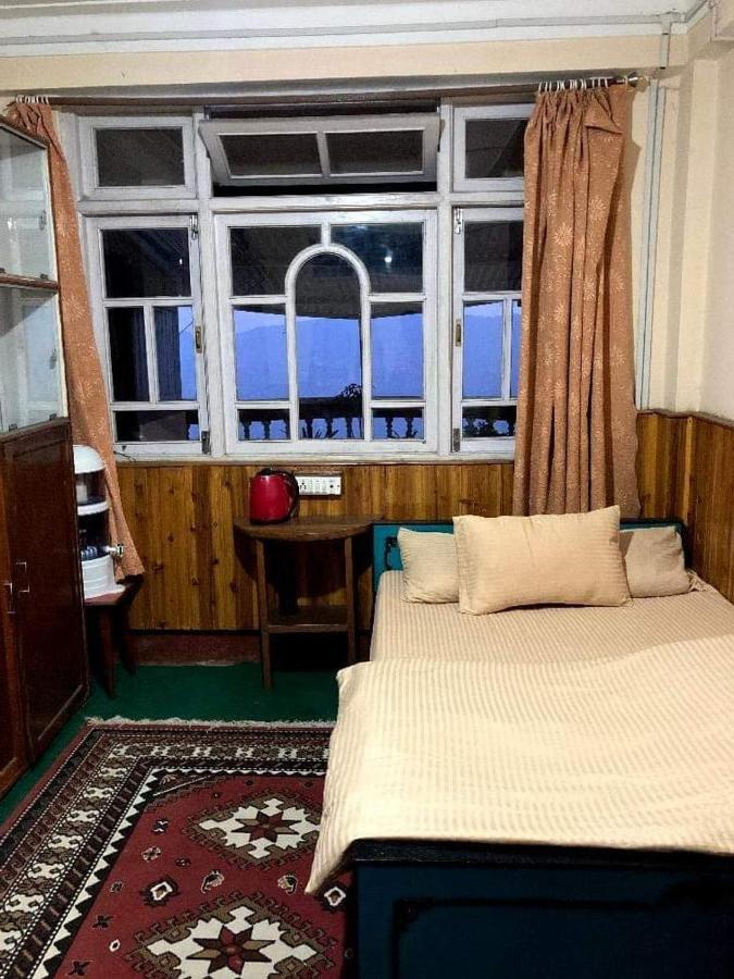 Raibas Homestay Дарджилинг Экстерьер фото